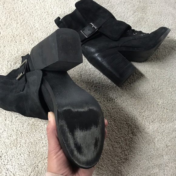 Fergie boots - Picture 4 of 4